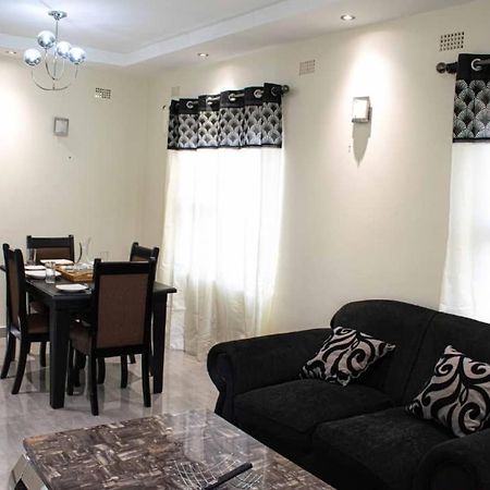 Lynm Residence Хараре Экстерьер фото