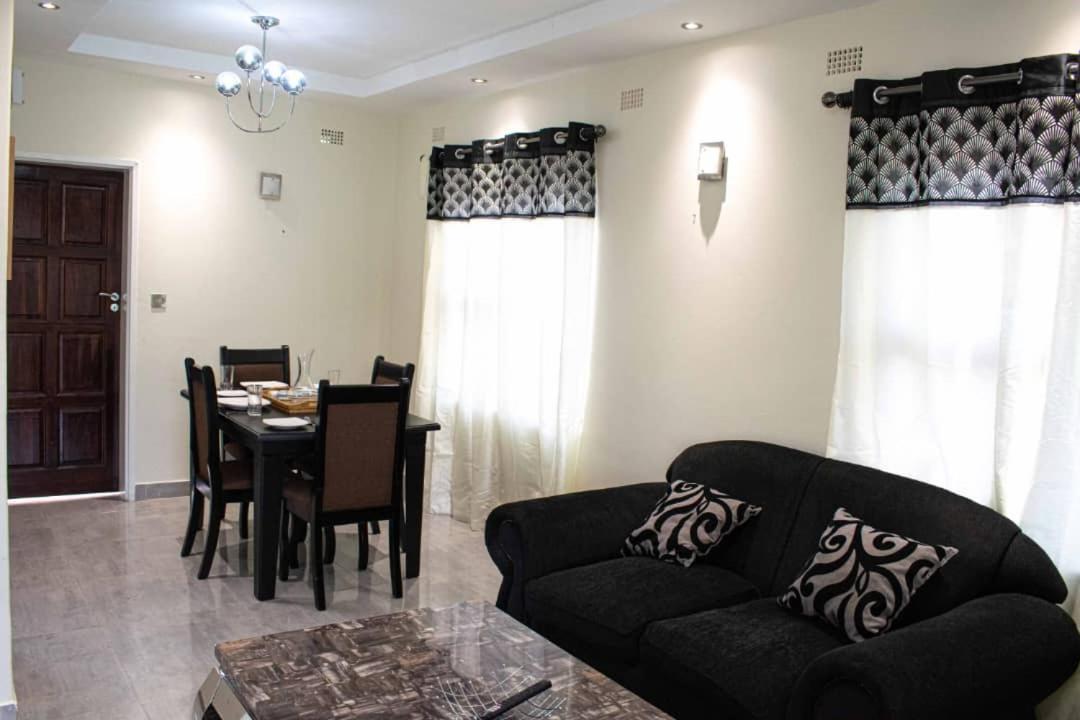 Lynm Residence Хараре Экстерьер фото