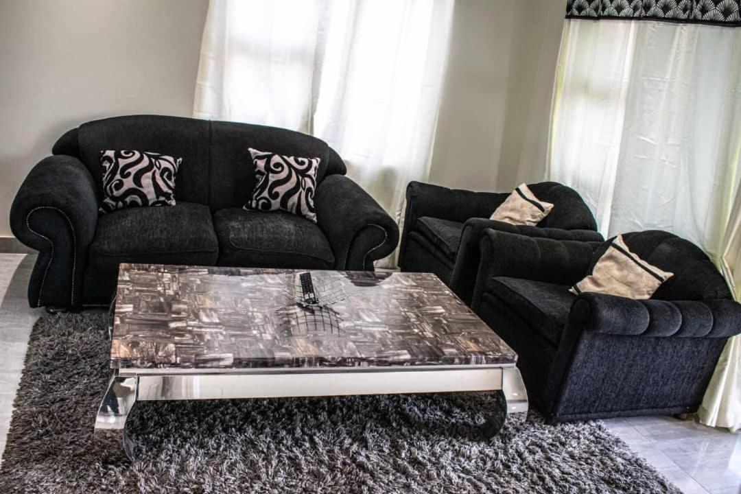 Lynm Residence Хараре Экстерьер фото