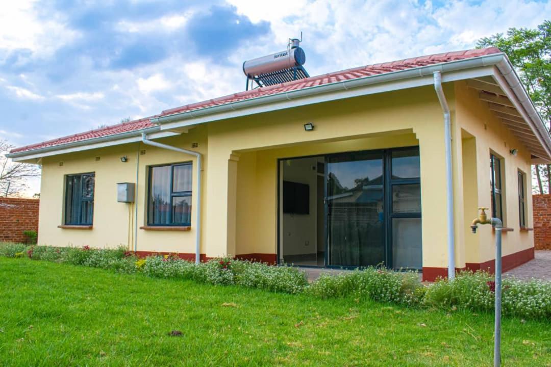 Lynm Residence Хараре Экстерьер фото