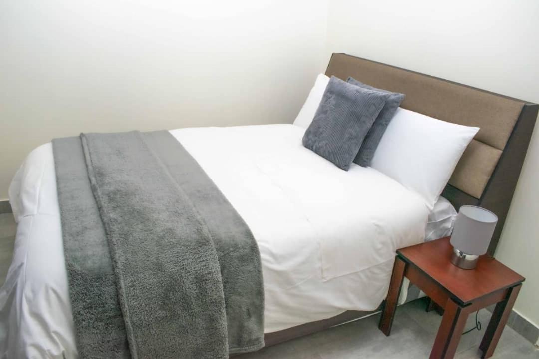 Lynm Residence Хараре Экстерьер фото